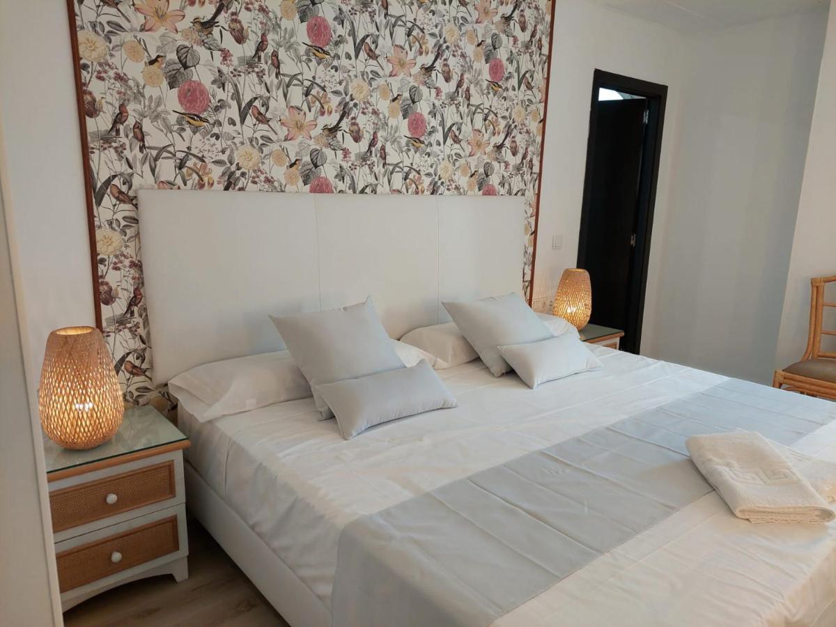 Hostal Garden Rous Paiporta Exteriör bild