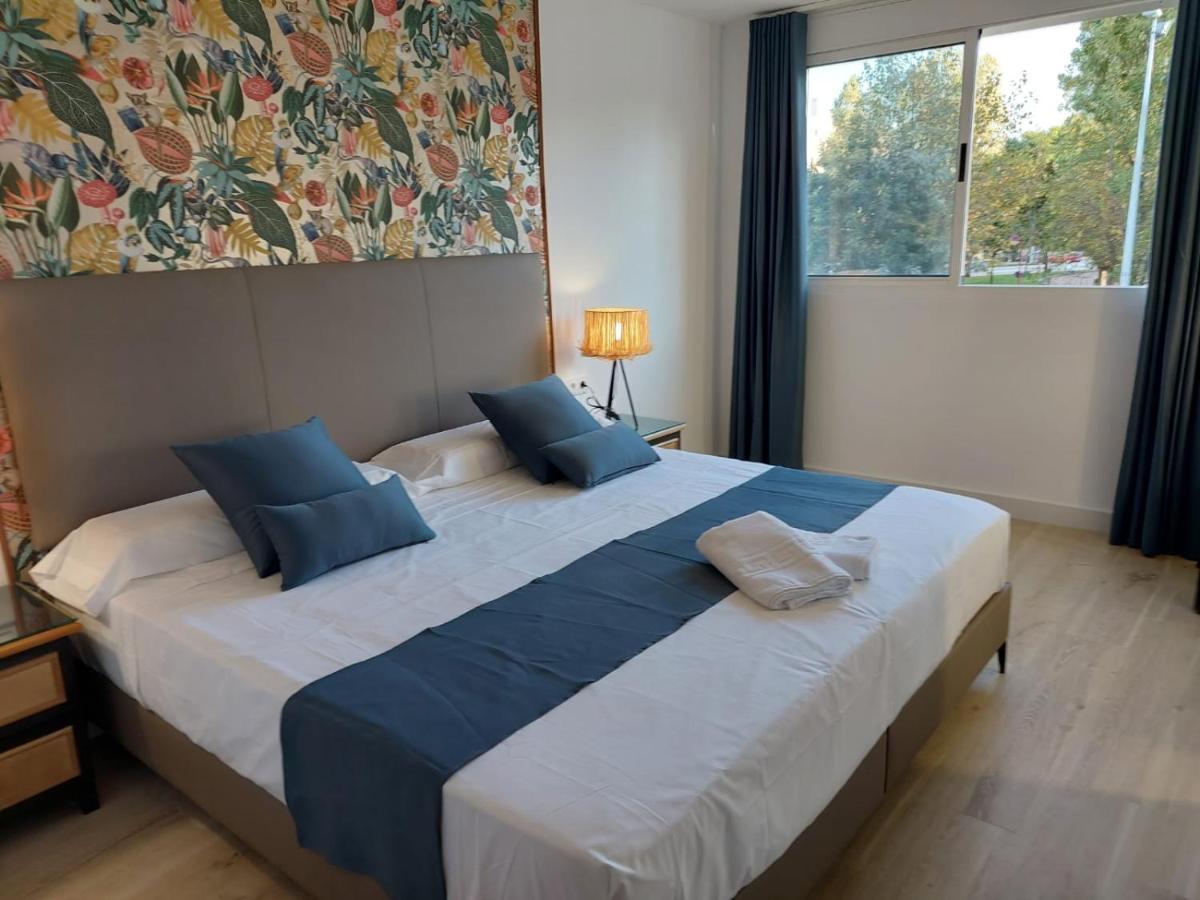 Hostal Garden Rous Paiporta Exteriör bild