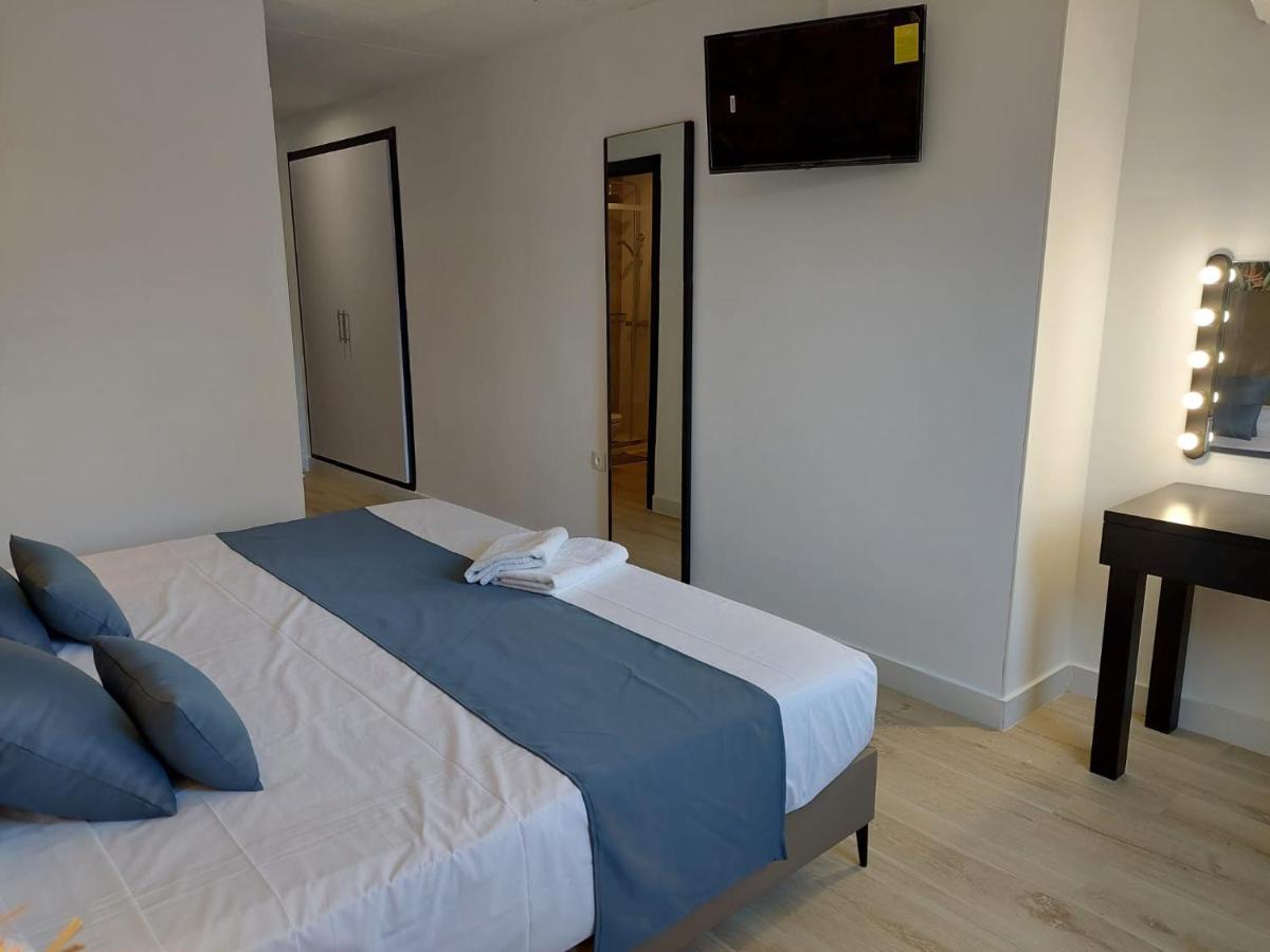 Hostal Garden Rous Paiporta Exteriör bild