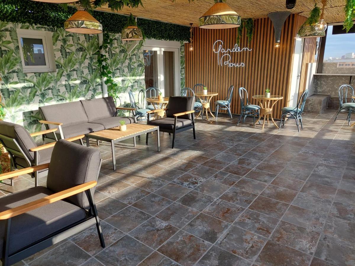Hostal Garden Rous Paiporta Exteriör bild