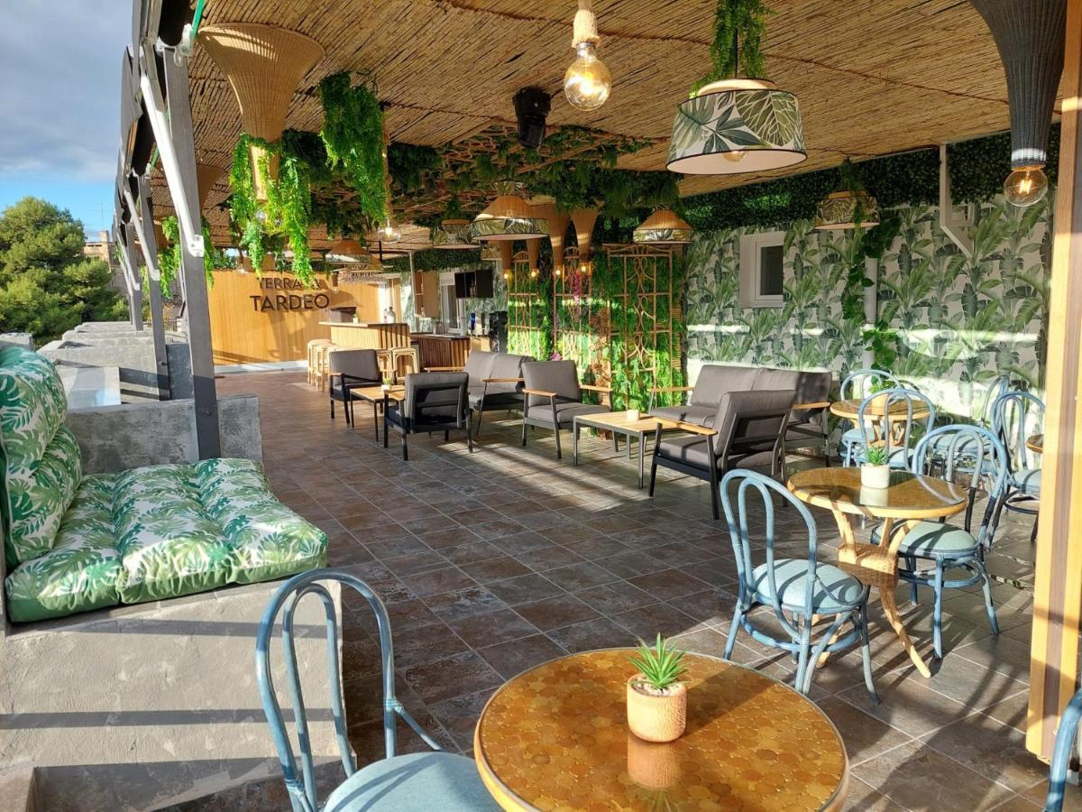 Hostal Garden Rous Paiporta Exteriör bild