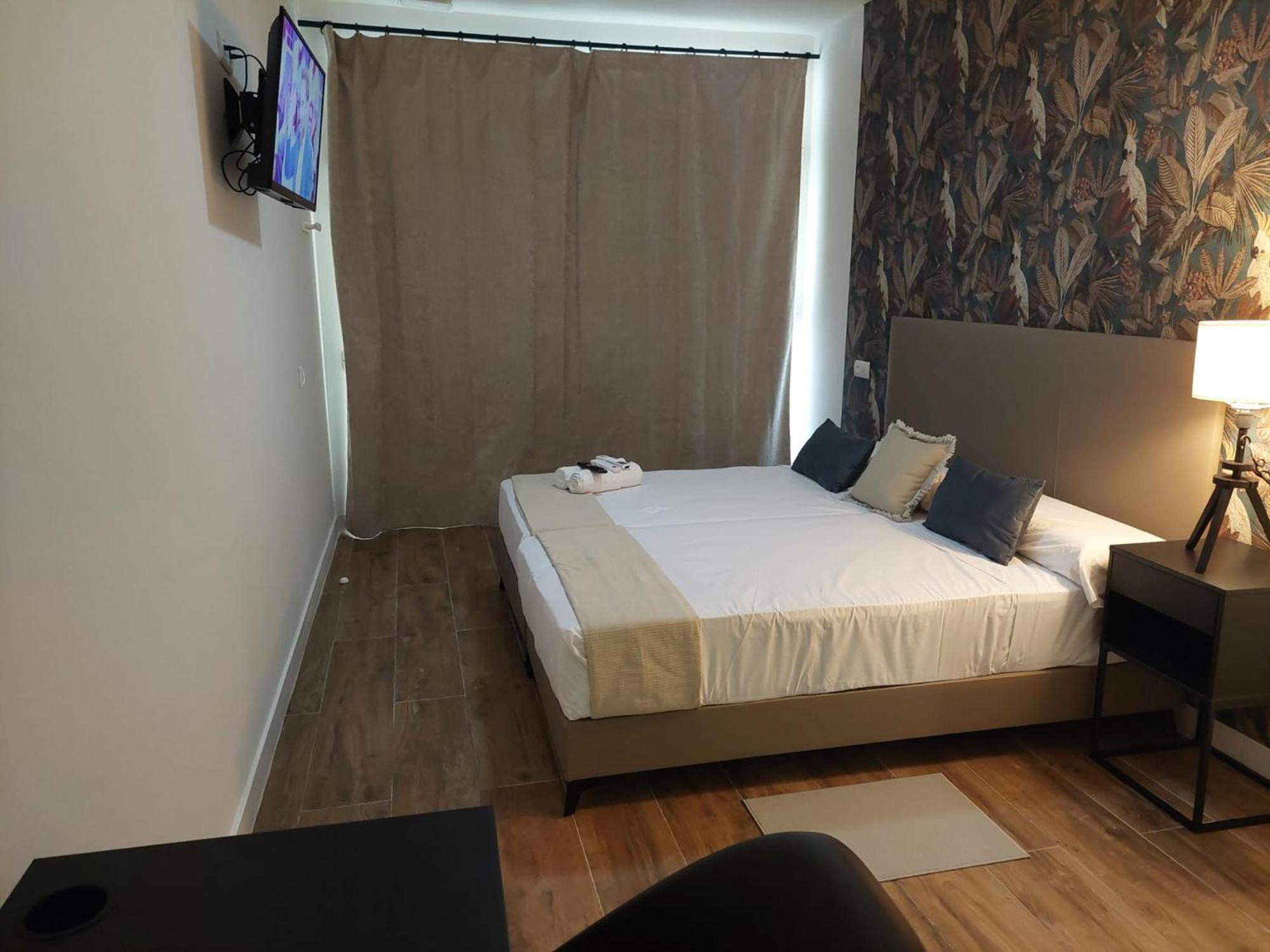 Hostal Garden Rous Paiporta Exteriör bild