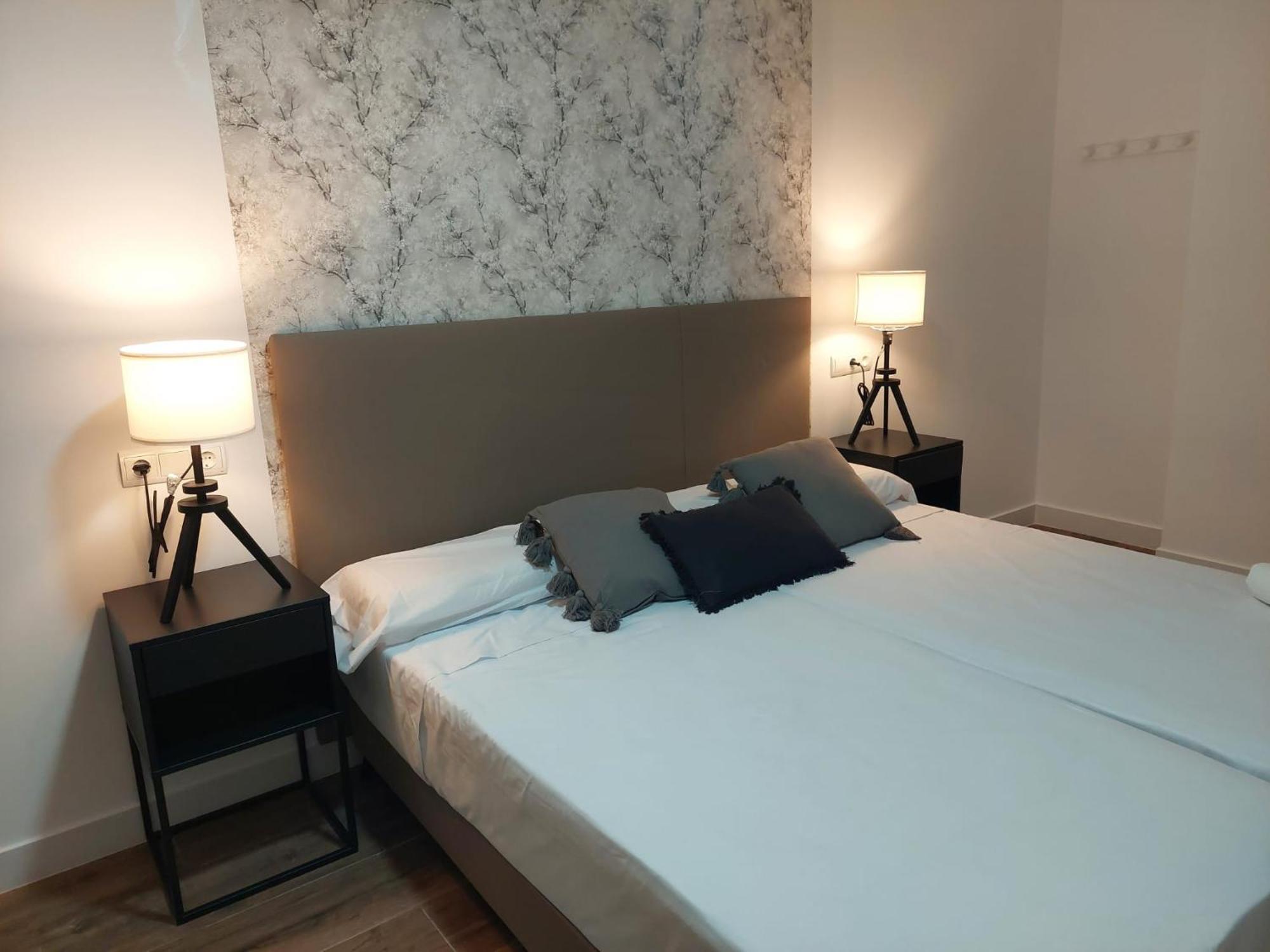 Hostal Garden Rous Paiporta Exteriör bild